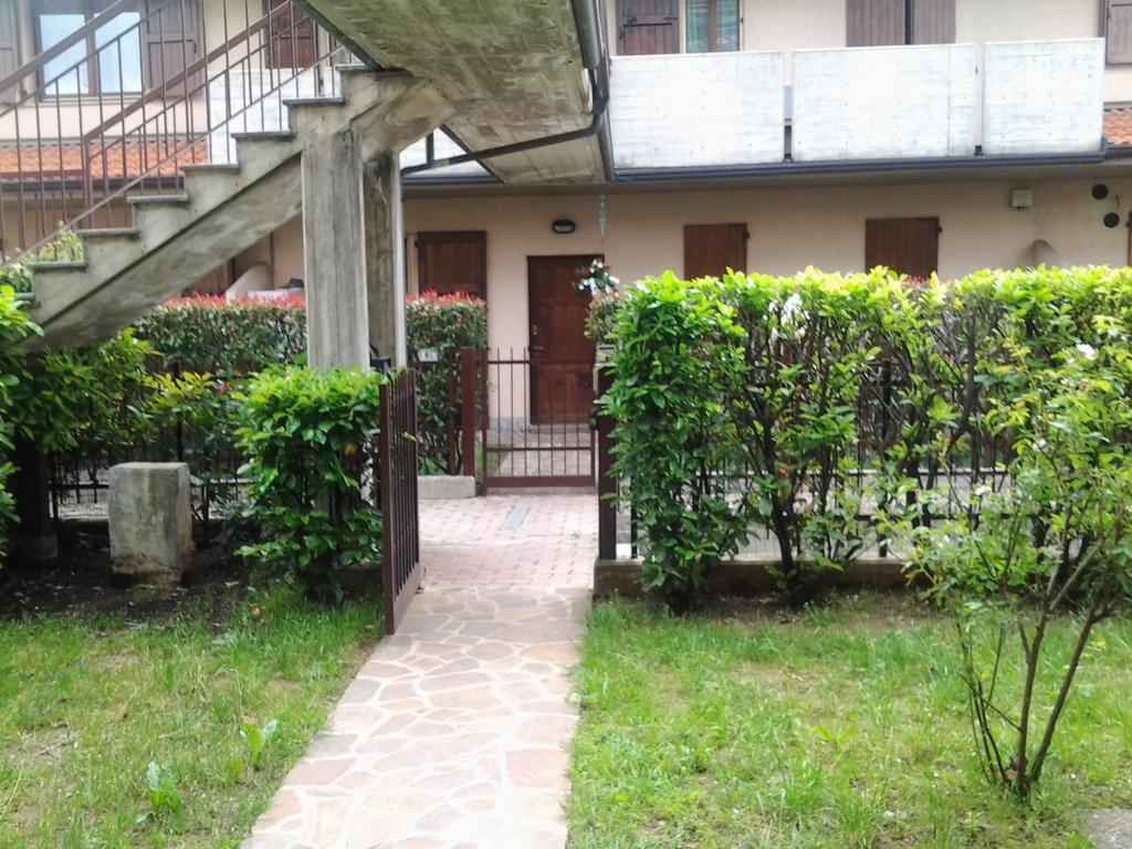 Villetta Rossini: Shared Apartment with Taxi Service Valbrembo Exterior photo